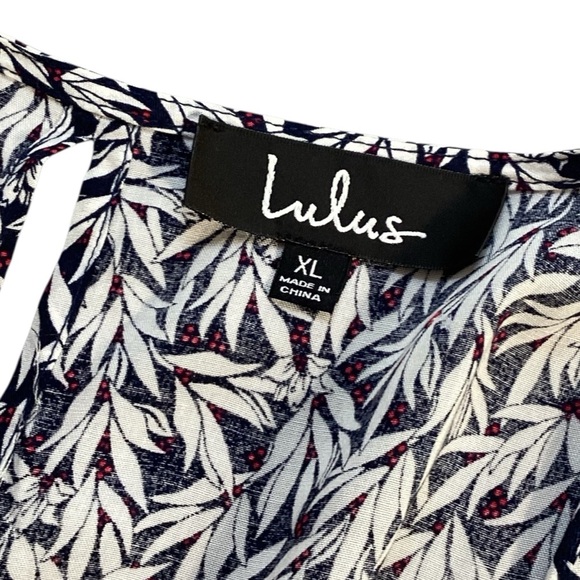 Lulus Dondi Navy Blue & White Tie Front Split Back Romper Style RE90452HL XL NWT - Picture 3 of 10